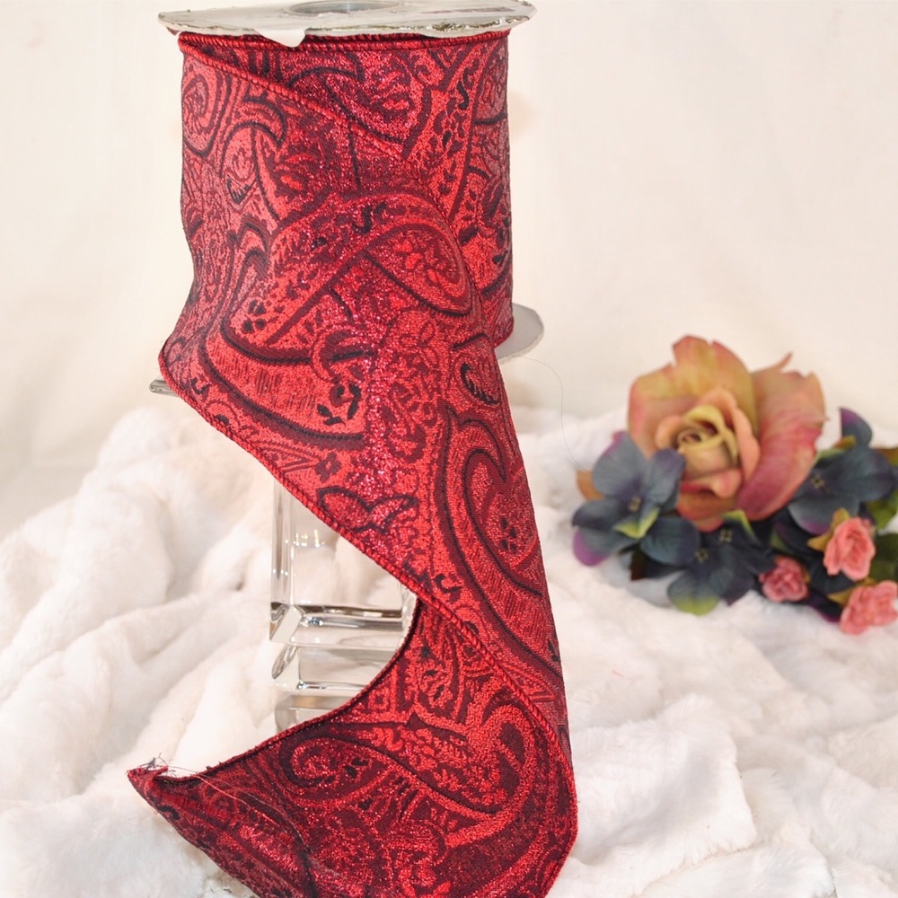 NWT Arty Dark red and black with design